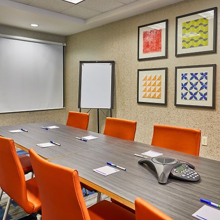 Holiday Inn Express Hotel & Suites Medford-Central Point By Ihg Bagian luar foto