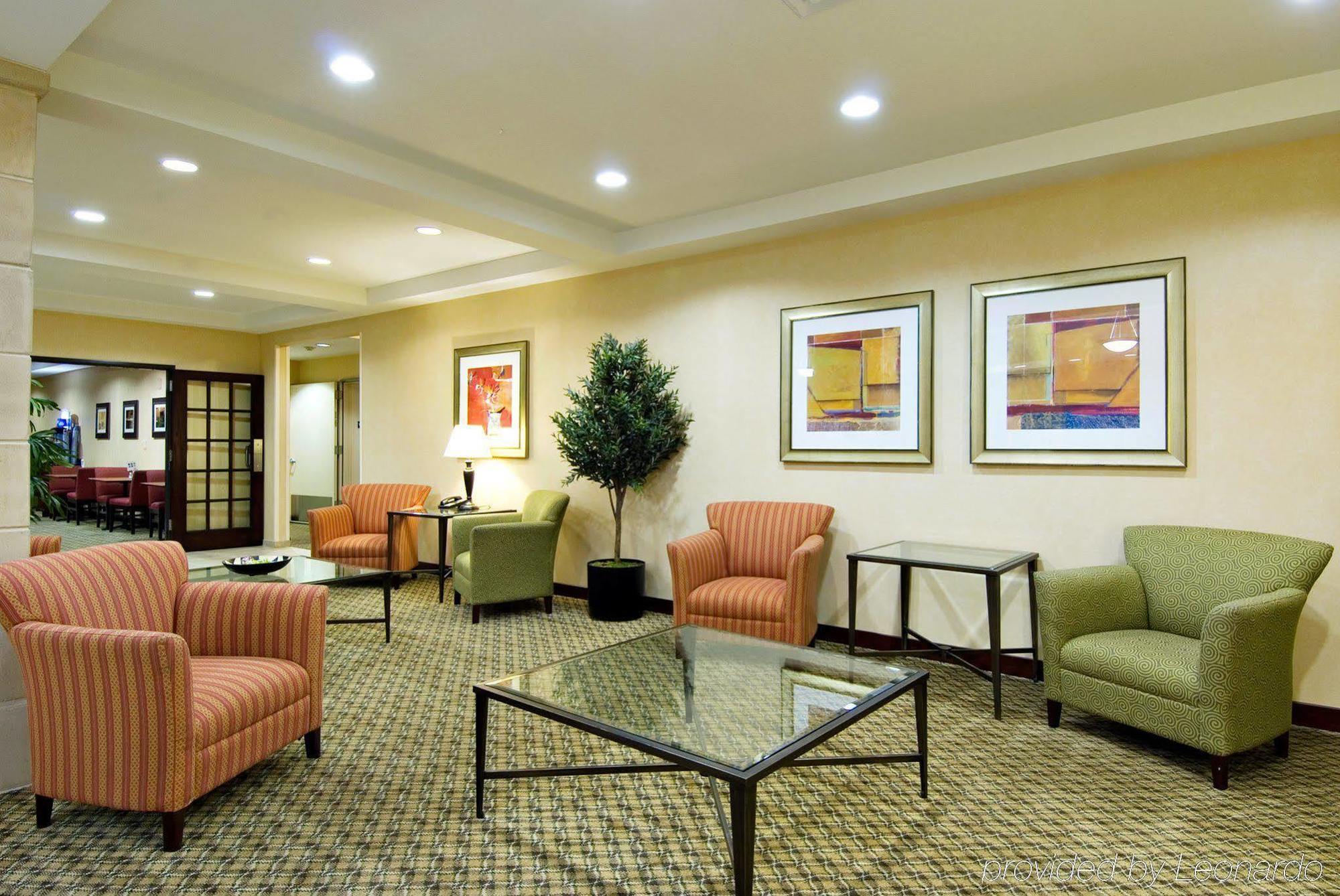 Holiday Inn Express Hotel & Suites Medford-Central Point By Ihg Bagian luar foto